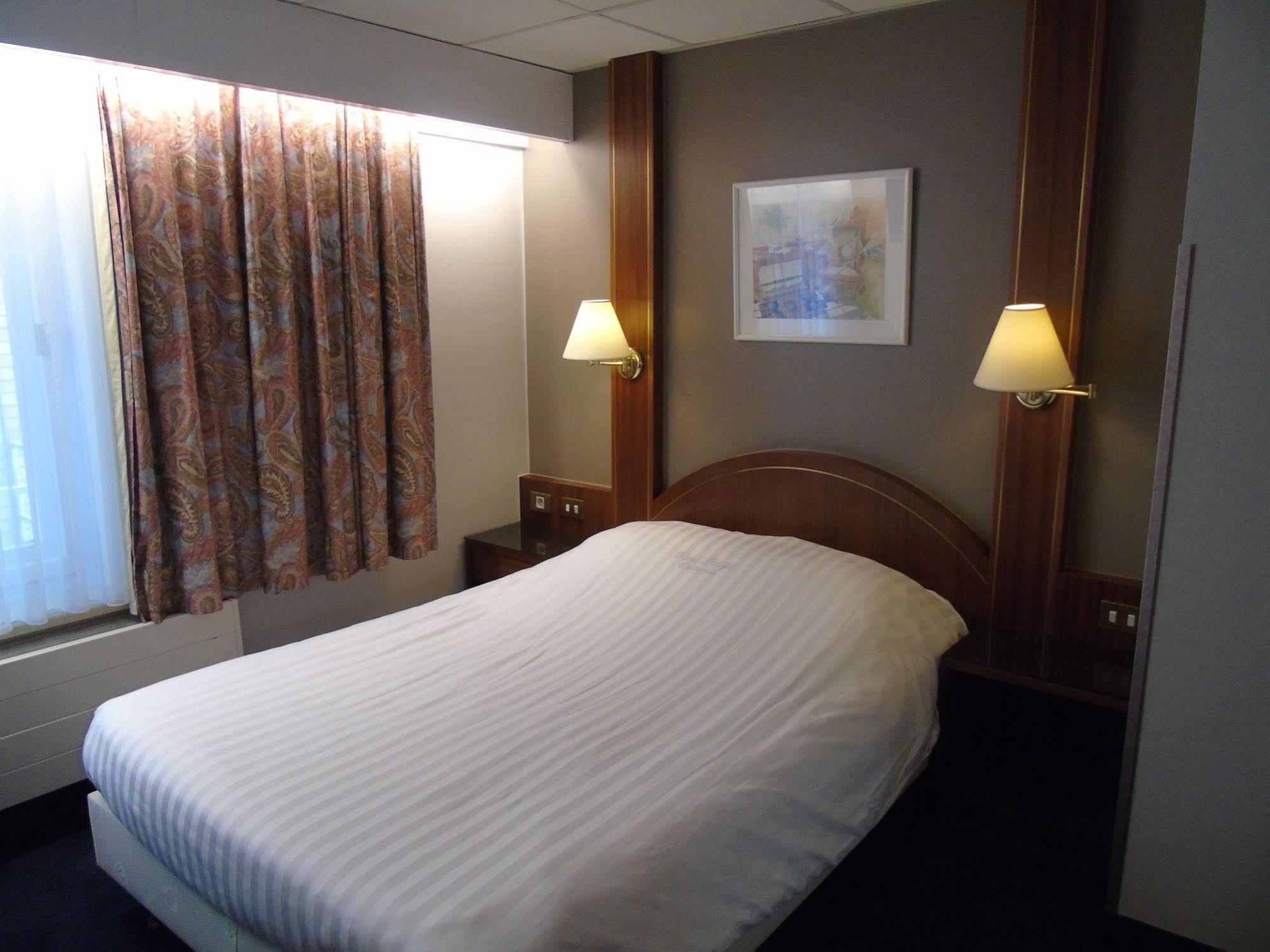 Hotel Pacific Οστένδη Εξωτερικό φωτογραφία