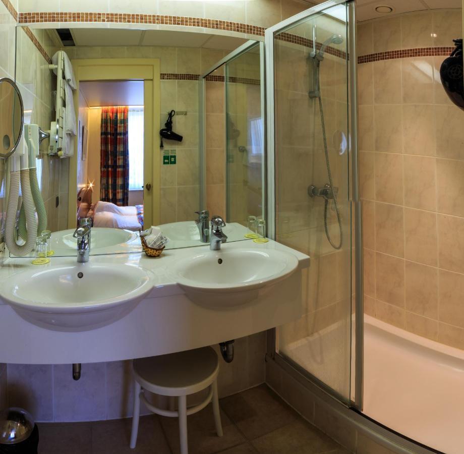 Hotel Pacific Οστένδη Εξωτερικό φωτογραφία
